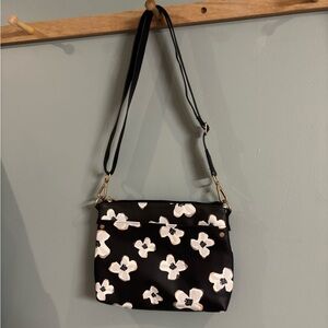 Thirty One Gifts Relaxed Crossbody